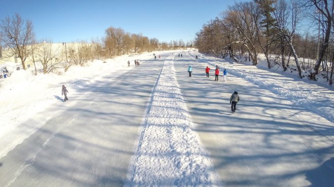 Patinage en hiver au Canada